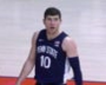 Penn State pulls off a 9-0 run with multiple three-point possessions vs Illinois
